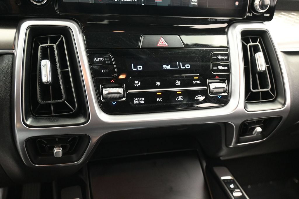 Used 2023 Kia Sorento EX FWD image 21
