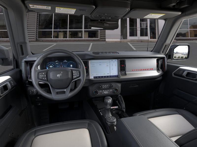 New 2026 Ford Bronco Outer Banks w/ Sasquatch Package image 9