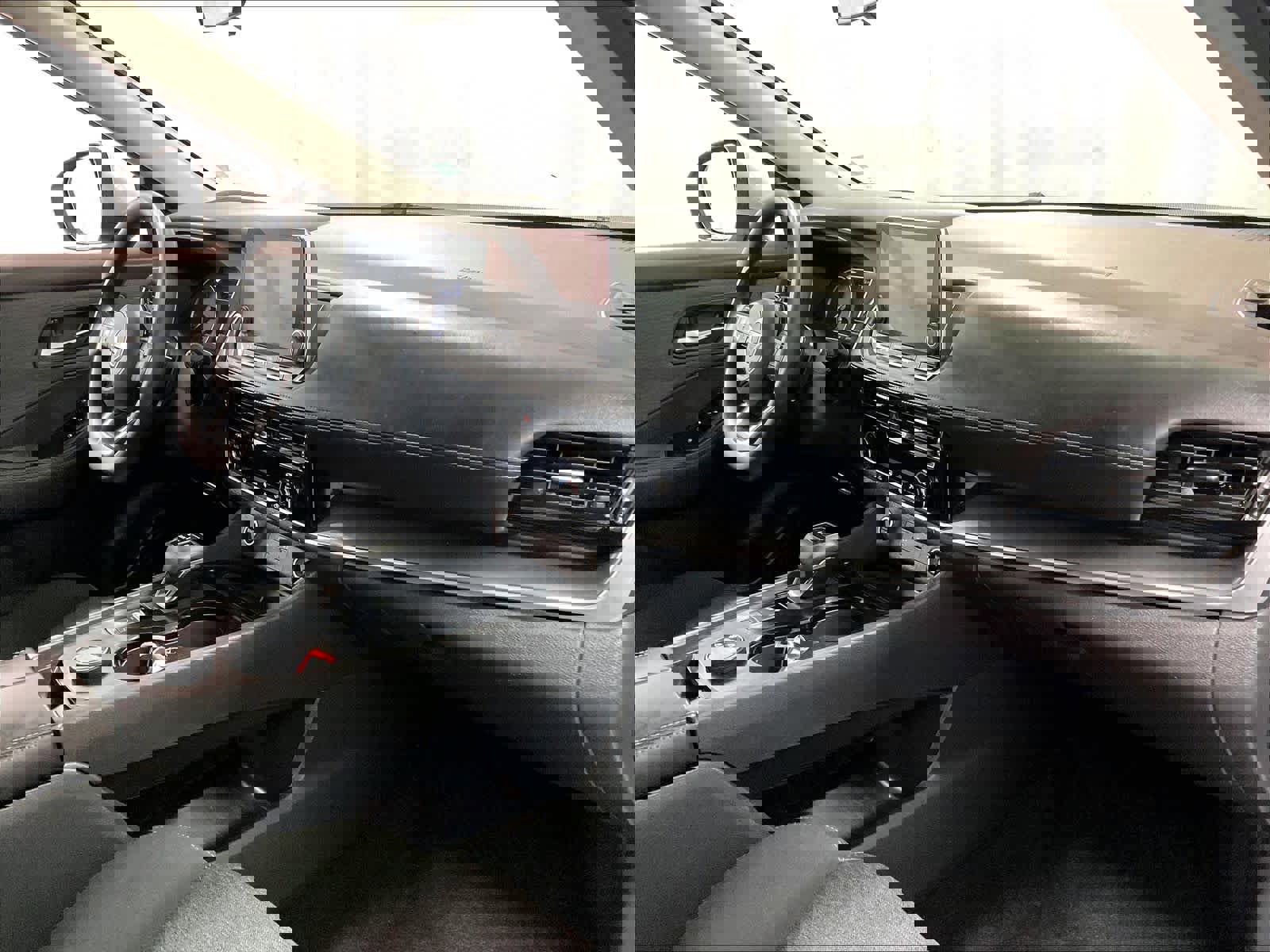 Certified 2022 Nissan Rogue SV image 14