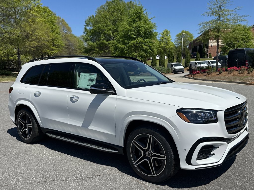 New 2026 Mercedes-Benz GLS 450 4MATIC image 2