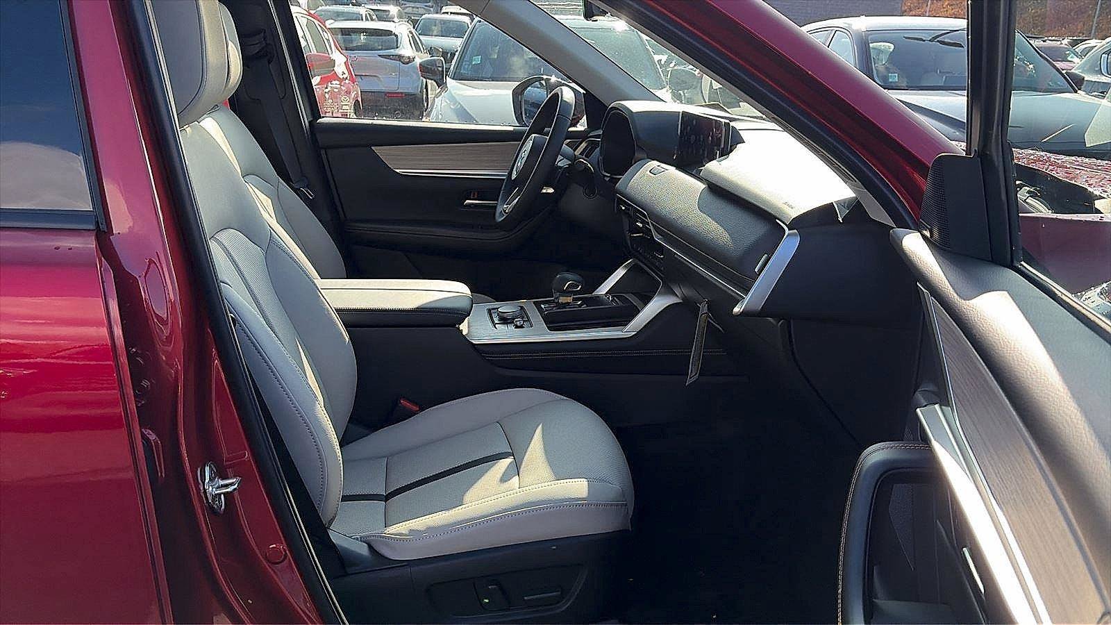 New 2025 MAZDA CX-70 Plug-In Hybrid w/ Premium Pkg AWD/4WD image 35