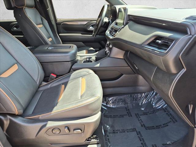 Used 2024 GMC Yukon XL AT4 w/ Technology Package AWD/4WD image 22