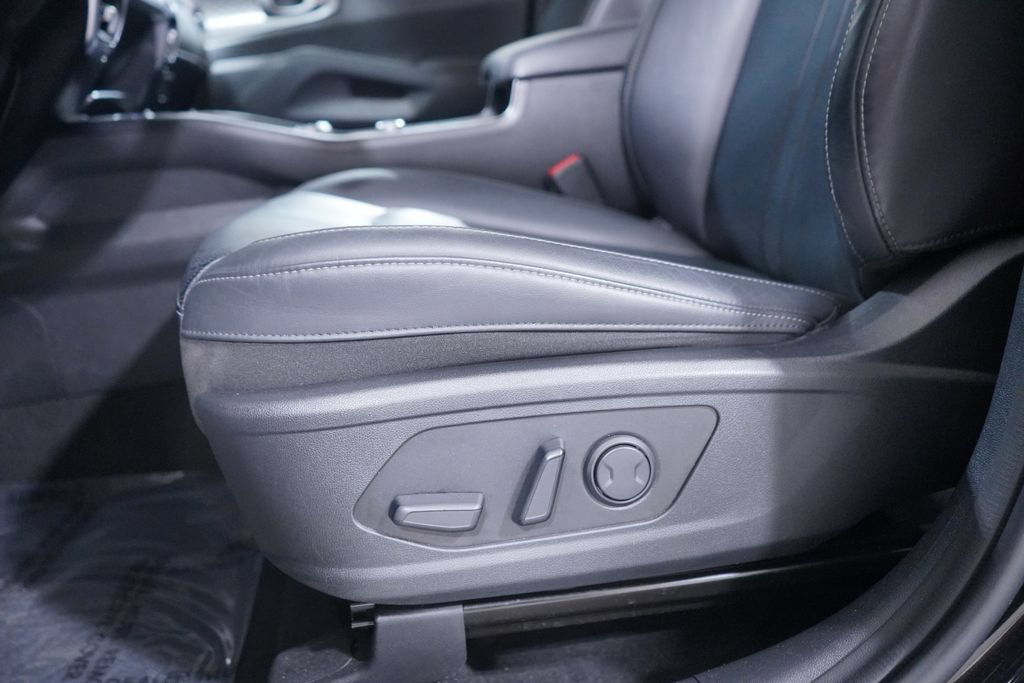 Used 2023 Kia Sorento EX FWD image 8