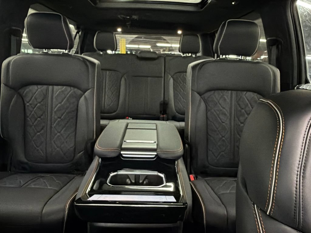 New 2026 Jeep Grand Wagoneer L Summit AWD/4WD image 30