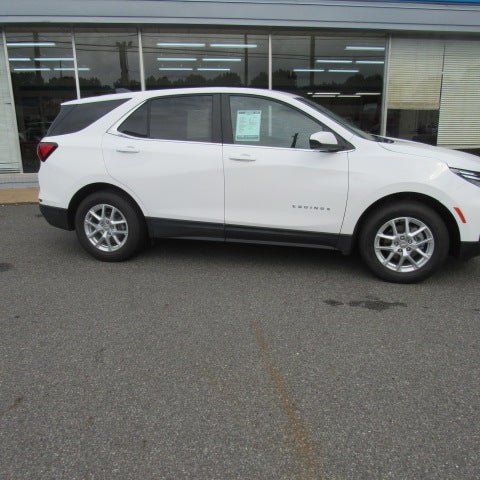 Used 2024 Chevrolet Equinox LT FWD image 2