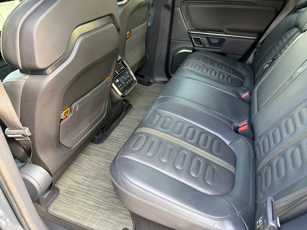 Used 2022 Rivian R1T Adventure AWD/4WD image 35