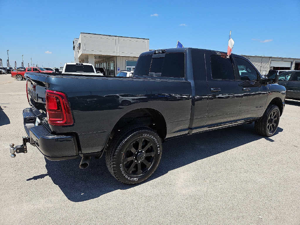 Used 2025 RAM 2500 Laramie w/ Night Edition AWD/4WD image 8