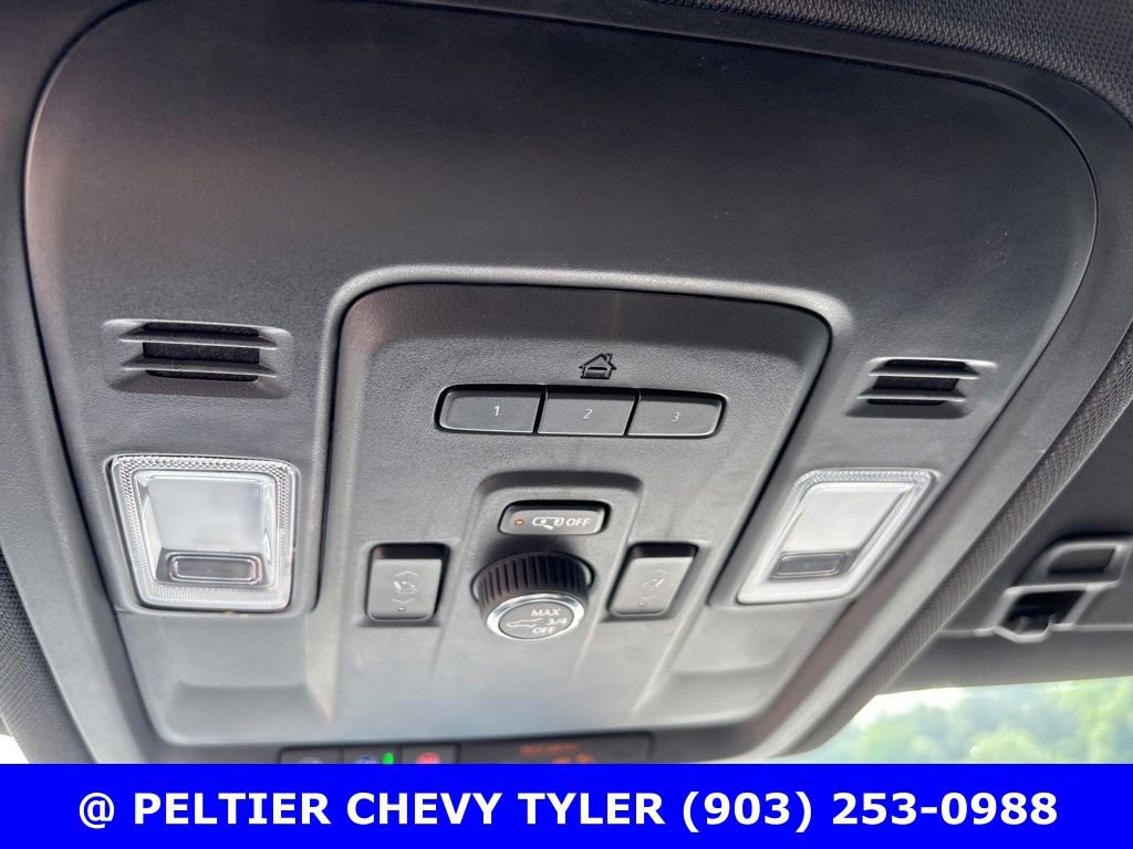 Used 2024 Chevrolet Tahoe RST w/ Luxury Package RWD image 18