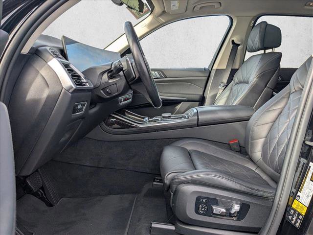 Certified 2023 BMW X7 xDrive40i w/ Climate Comfort Package image 16