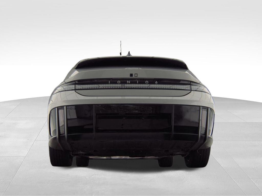 Used 2024 Hyundai Ioniq 6 SE RWD image 7