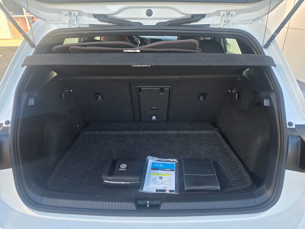 Used 2023 Volkswagen GTI Autobahn image 13