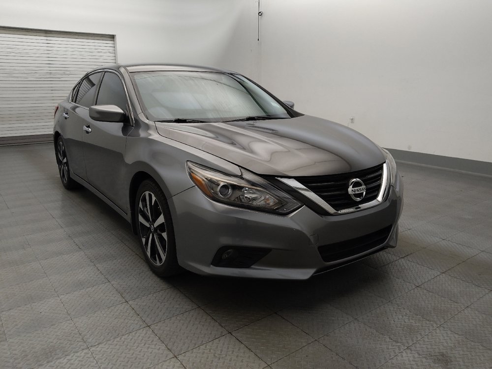 Used 2018 Nissan Altima 2.5 SR FWD image 13