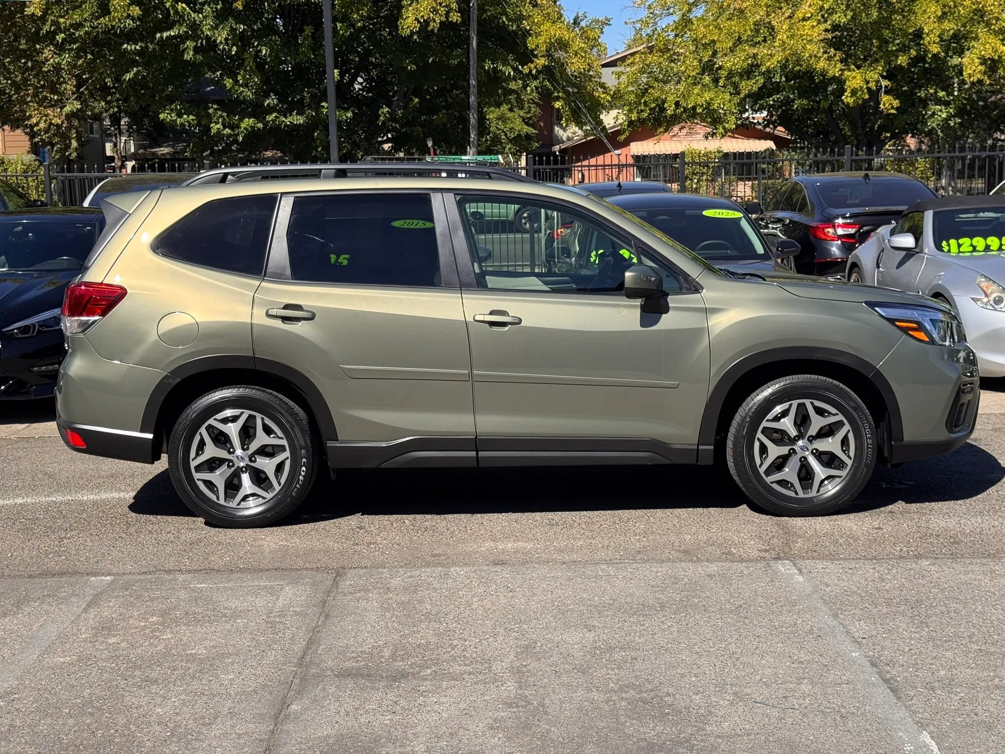 Used 2019 Subaru Forester Premium AWD/4WD image 7
