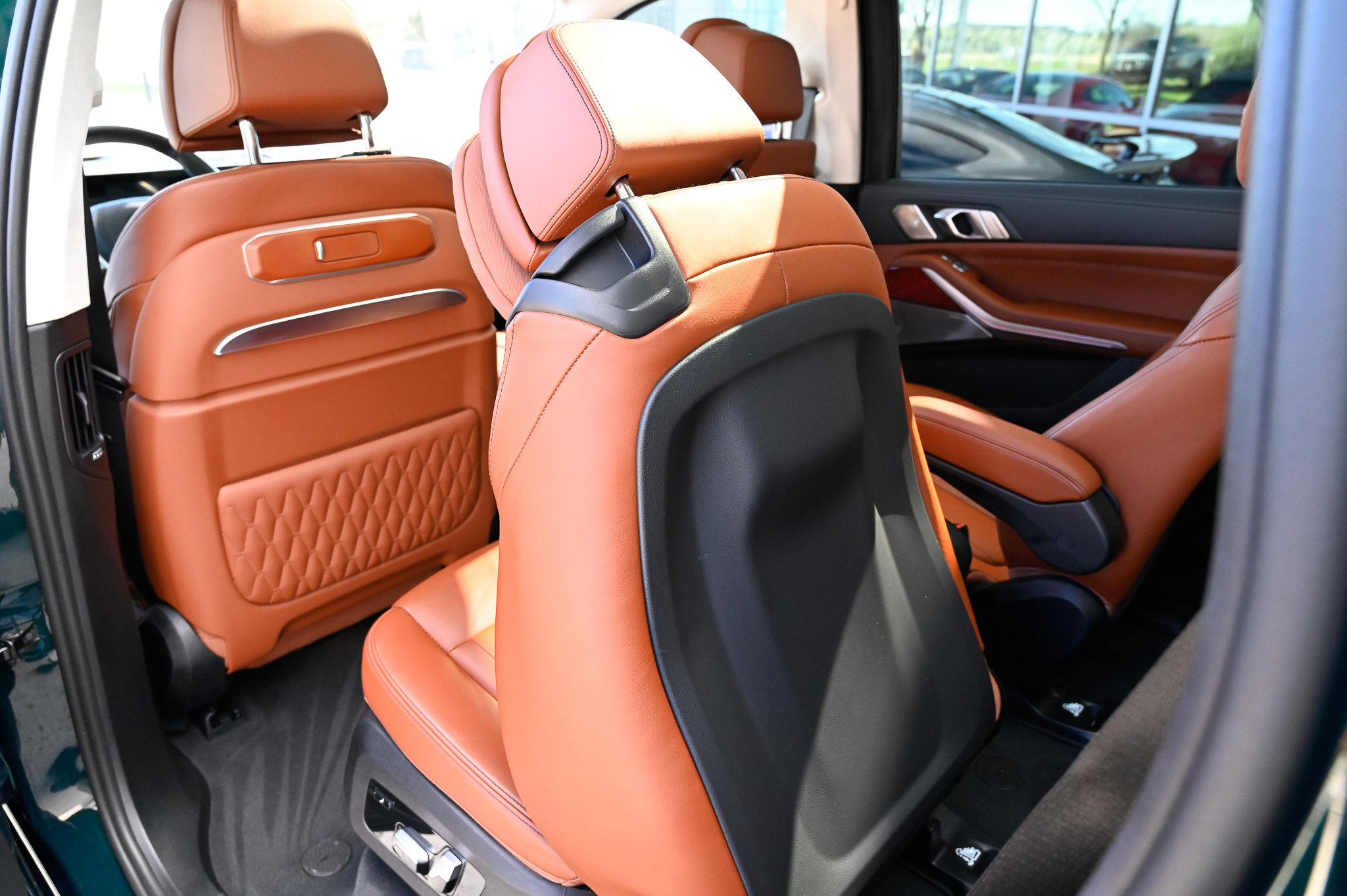 Used 2024 BMW ALPINA XB7 image 42