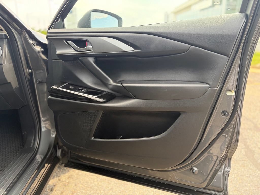 Used 2023 MAZDA CX-9 Touring Plus AWD/4WD image 18