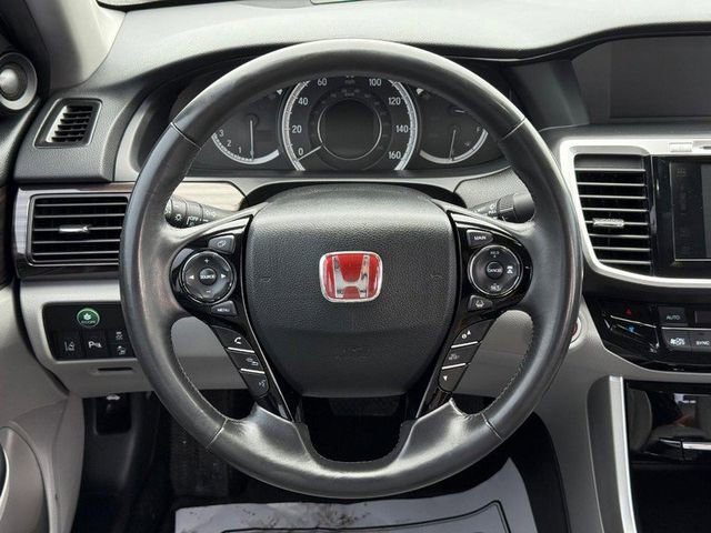 Used 2016 Honda Accord Touring image 15