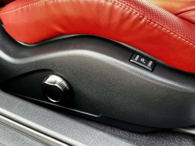 Used 2024 Nissan GT-R w/ Floor Mat Package AWD/4WD image 48