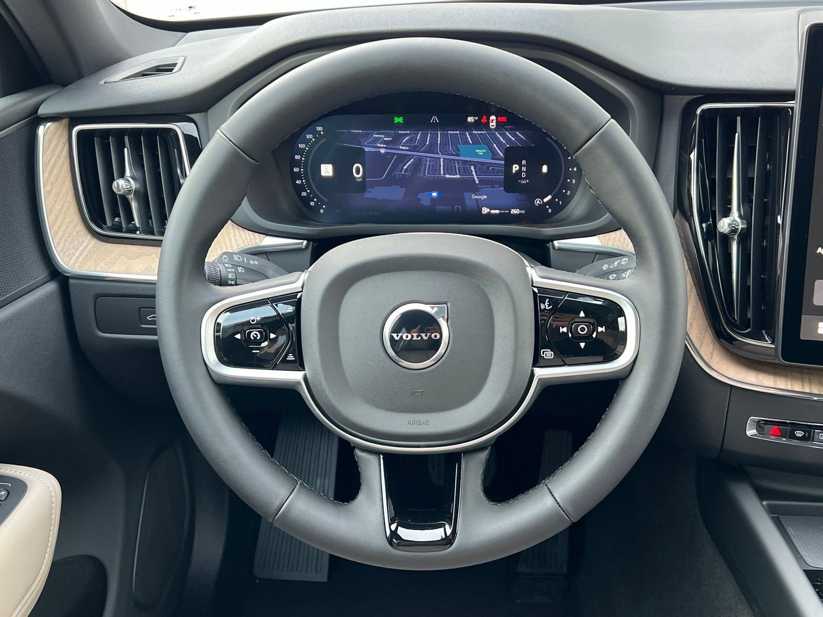 New 2026 Volvo XC60 B5 Plus w/ Climate Package AWD/4WD image 28