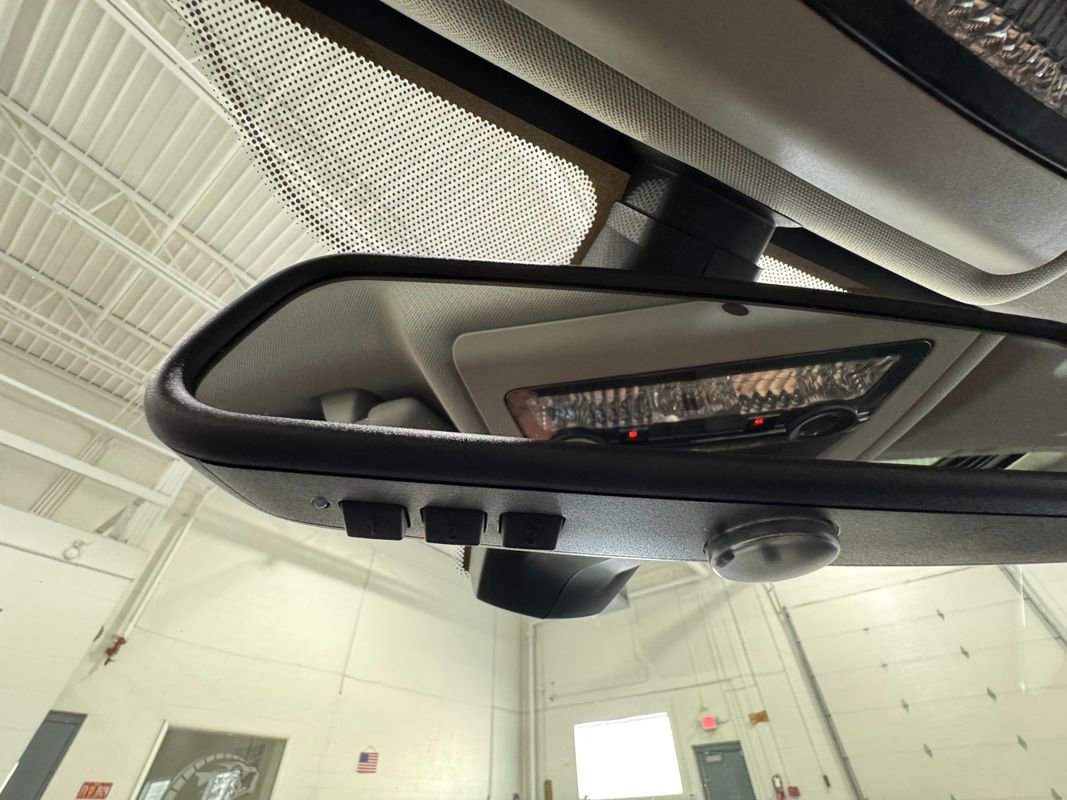 Used 2011 BMW 535i xDrive Sedan image 28