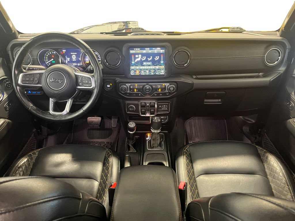 Used 2022 Jeep Wrangler Unlimited Sahara AWD/4WD image 10