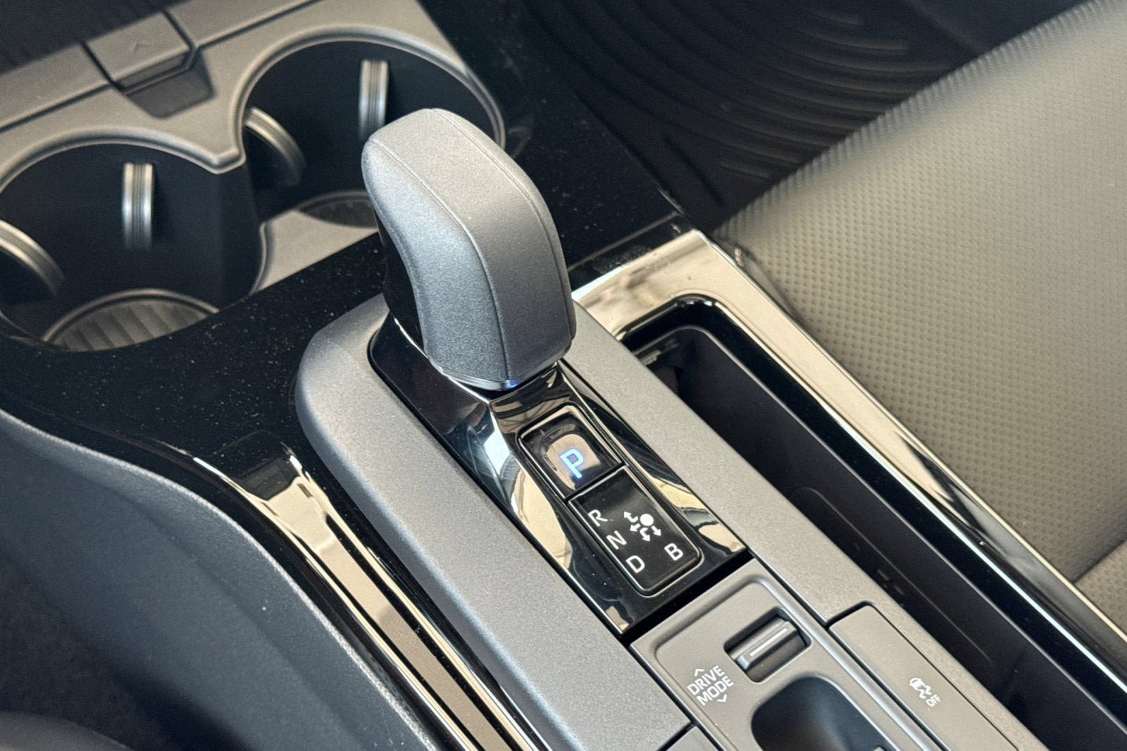 New 2027 Toyota Prius FWD image 24