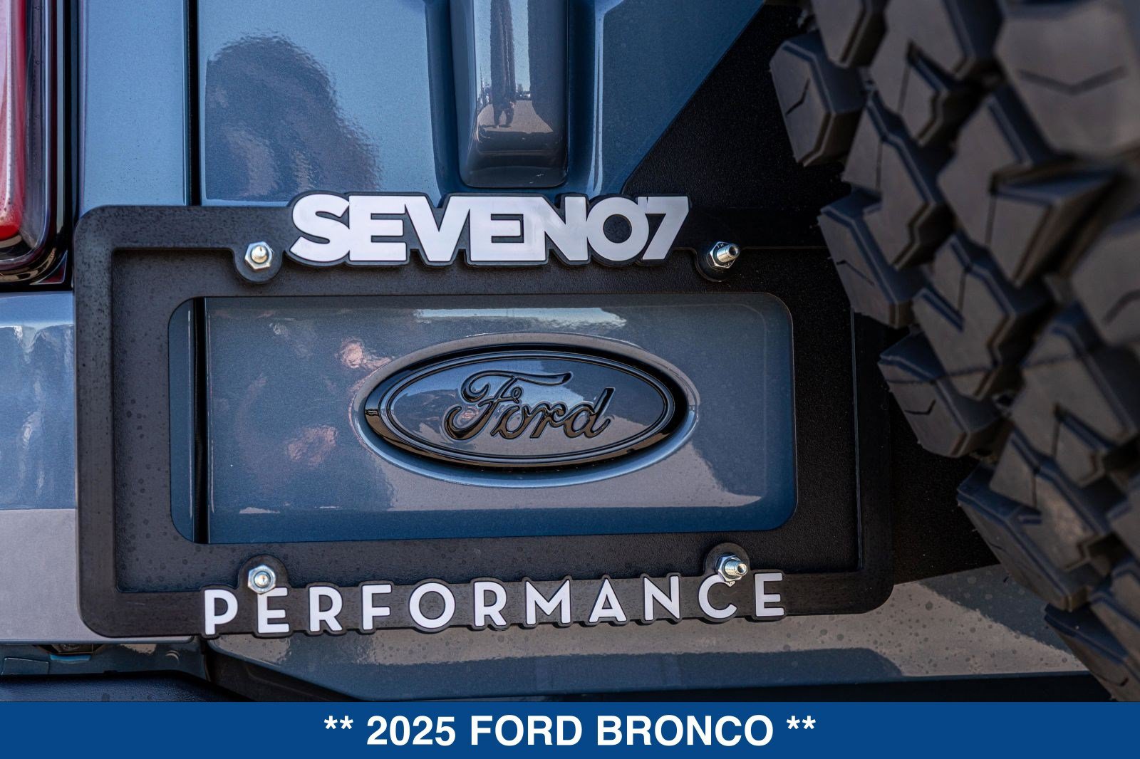 Used 2025 Ford Bronco Badlands AWD/4WD image 43