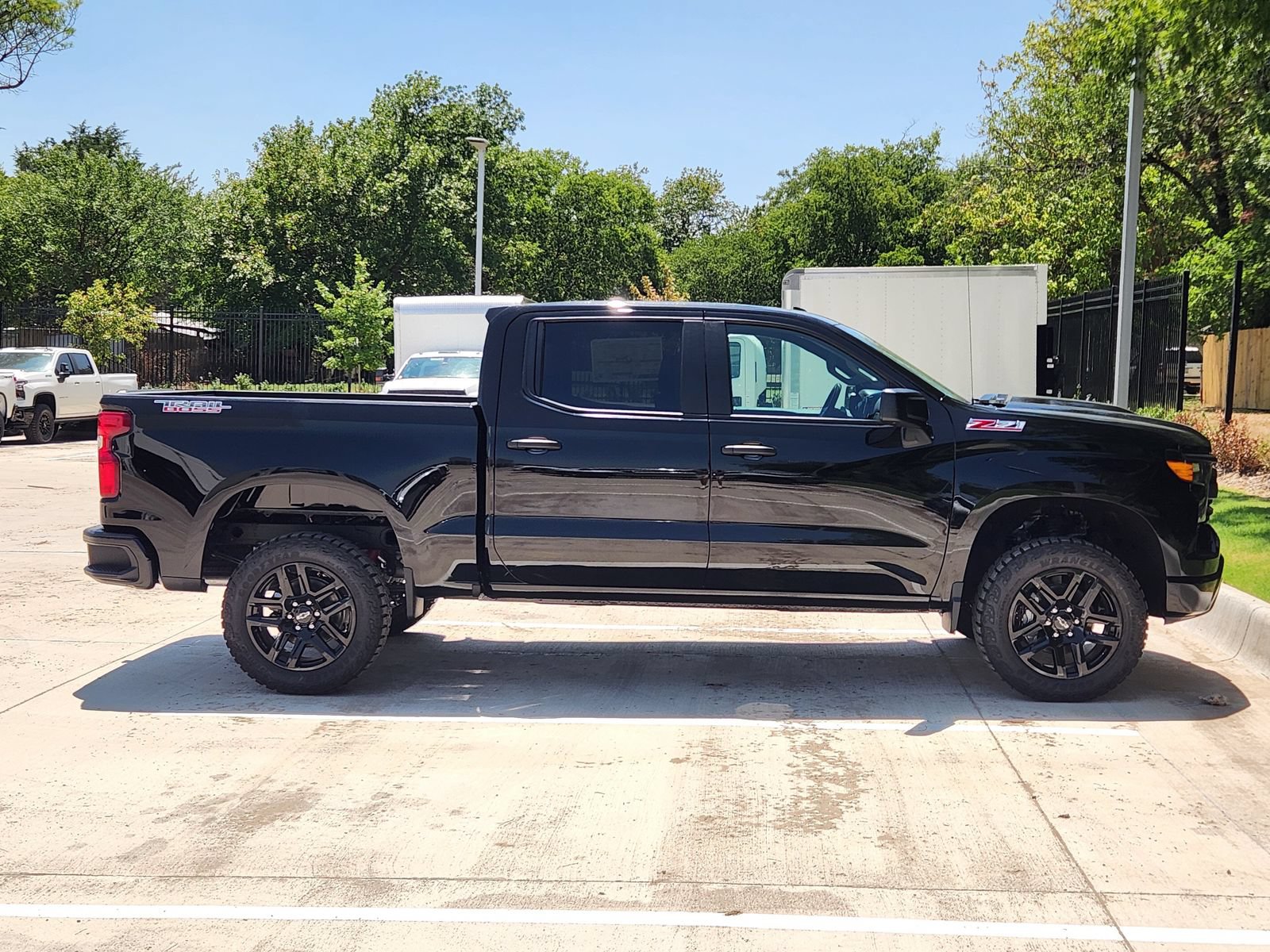 New 2026 Chevrolet Silverado 1500 Custom Trail Boss AWD/4WD image 7
