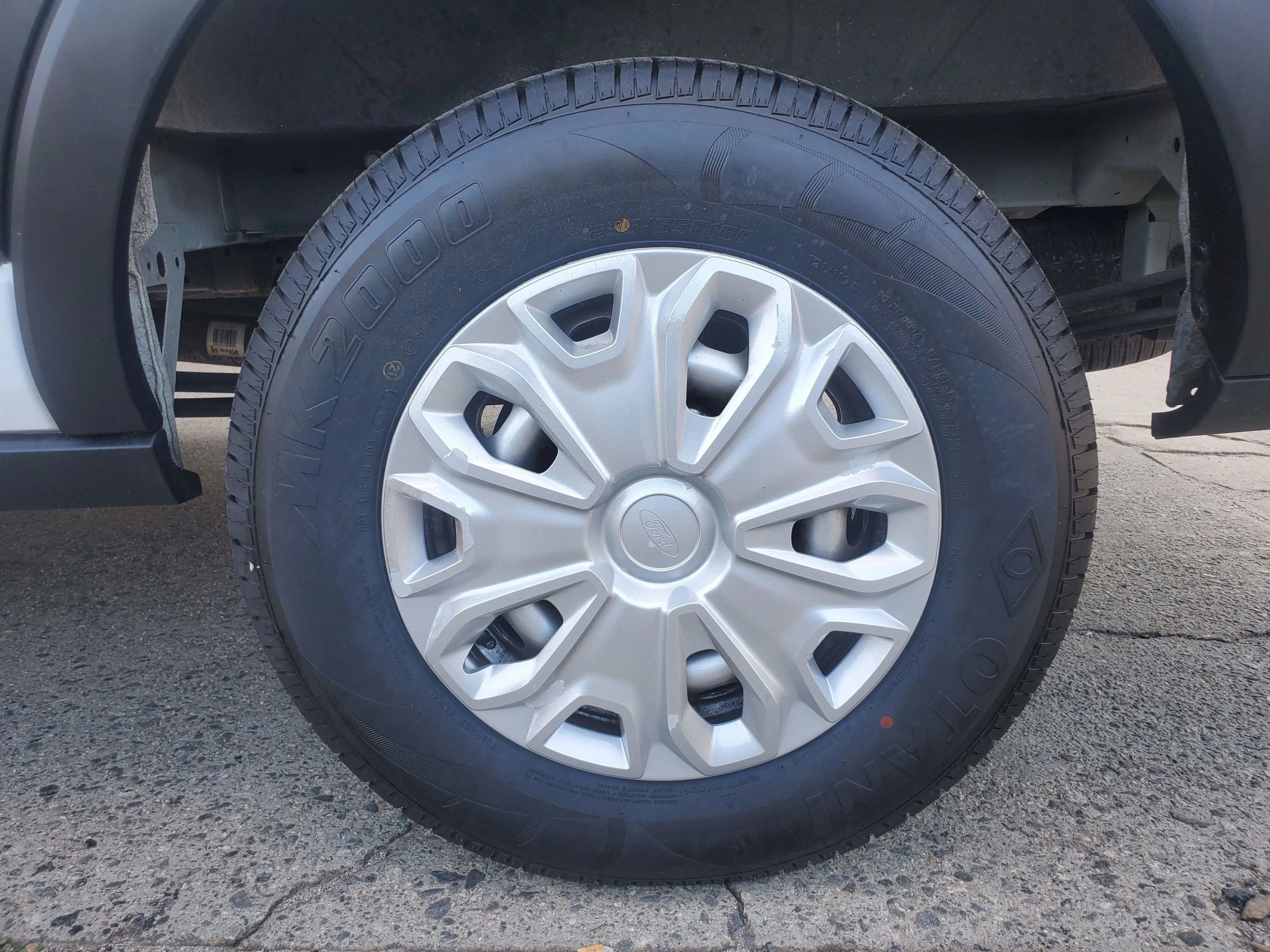 Used 2020 Ford Transit 250 Medium Roof w/ Load Area Protection Package image 44