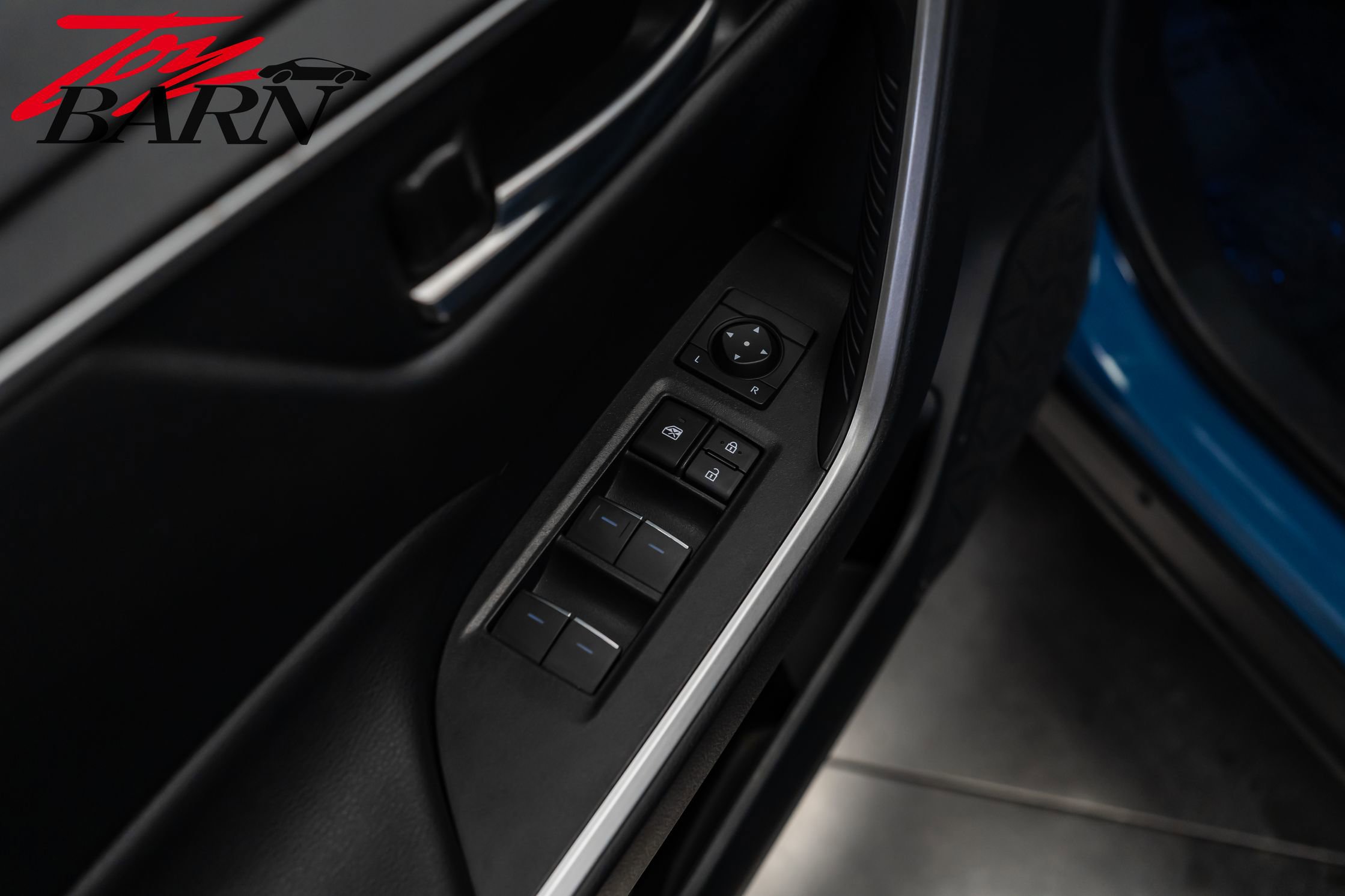 Used 2023 Toyota RAV4 SE w/ Convenience Package image 20