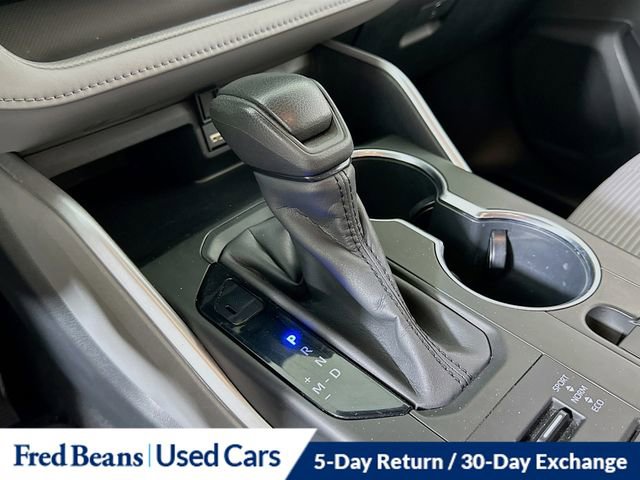 Certified 2020 Toyota Highlander L image 12