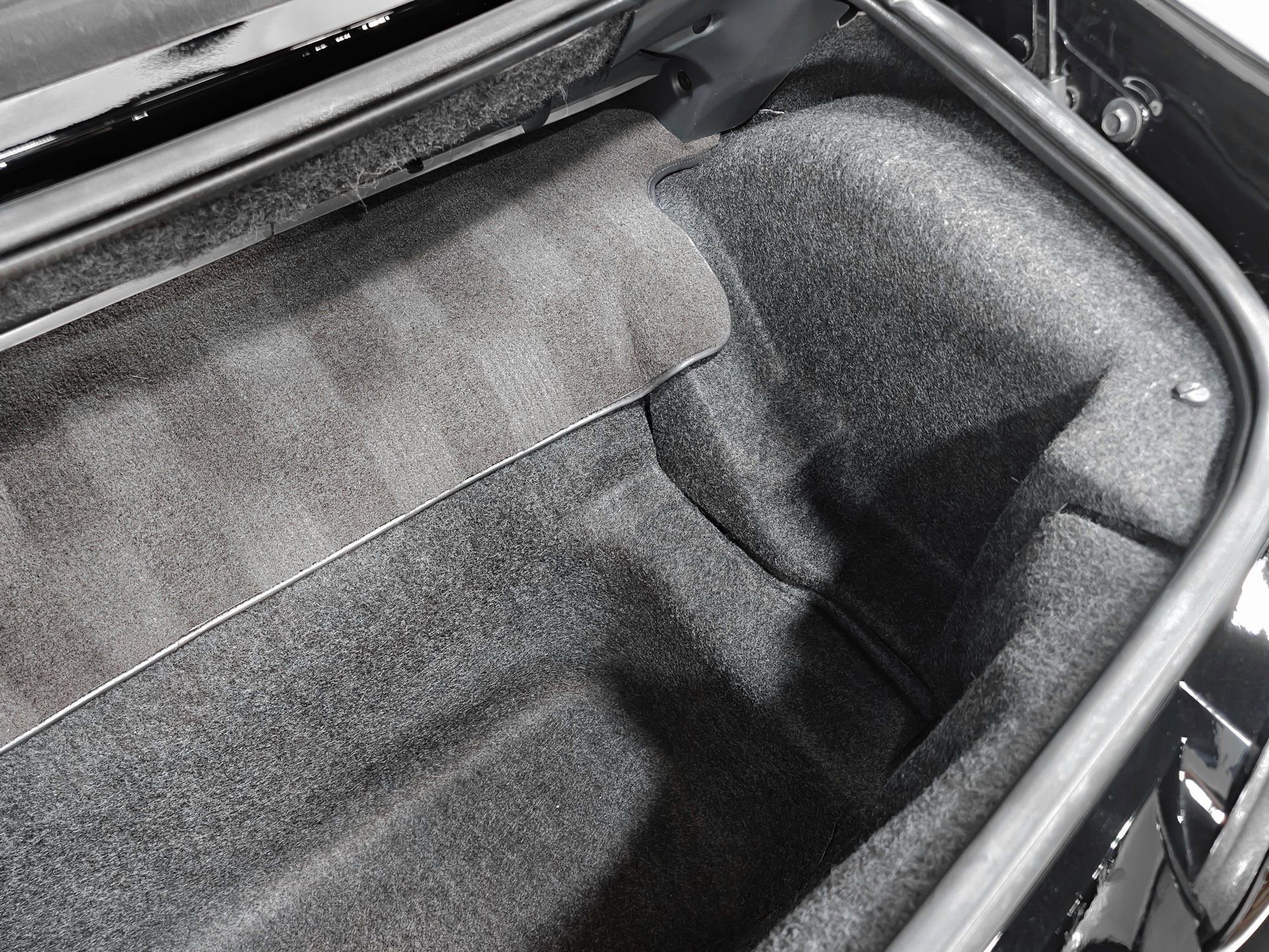 Used 2002 Chevrolet Camaro Z28 w/ SS Performance/Appearance Pkg image 22