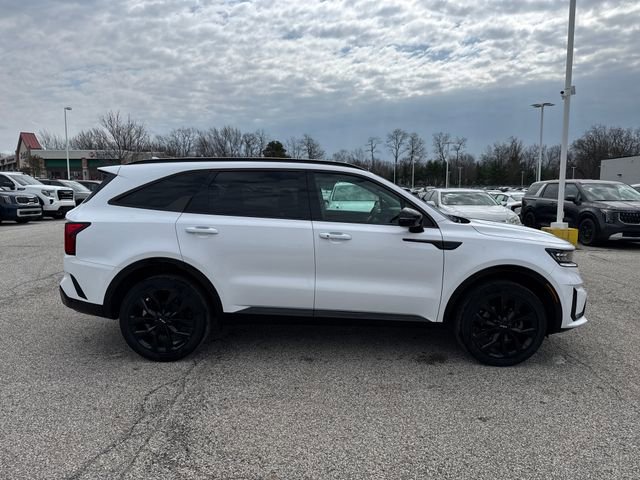 Certified 2023 Kia Sorento SX image 8