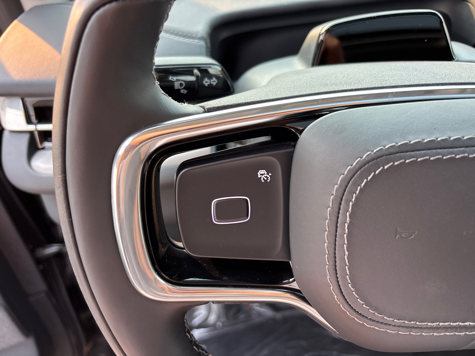 New 2027 Lincoln Navigator Reserve AWD/4WD image 16