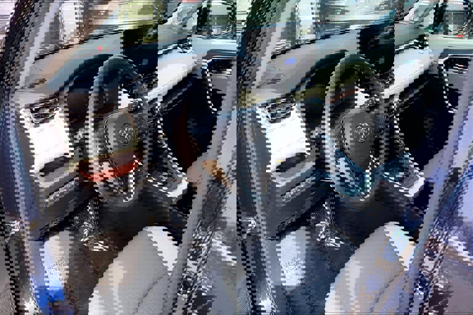 Used 2023 Toyota RAV4 Limited image 17