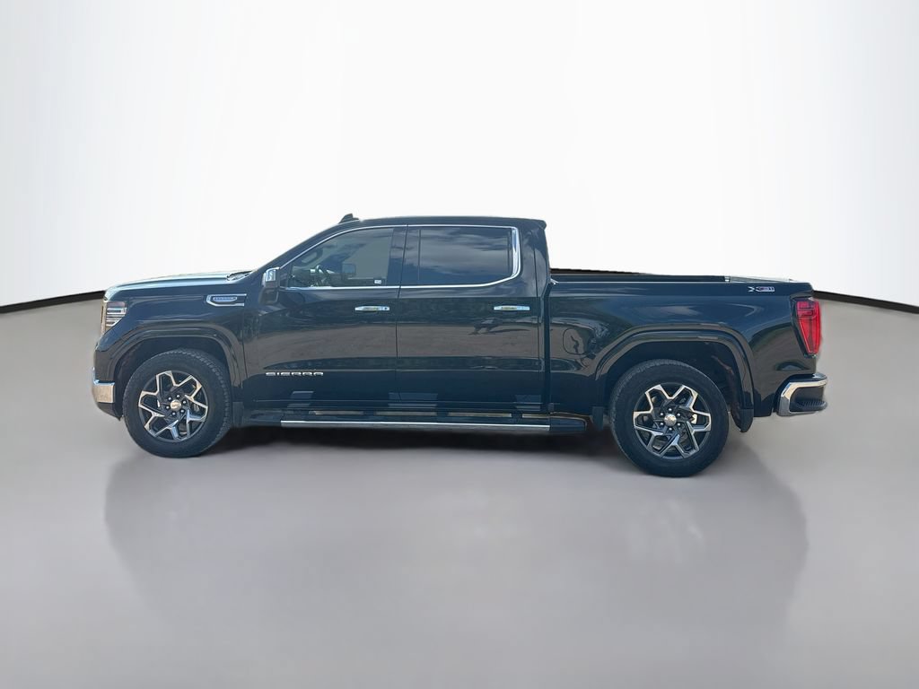 Used 2026 GMC Sierra 1500 SLT AWD/4WD image 4