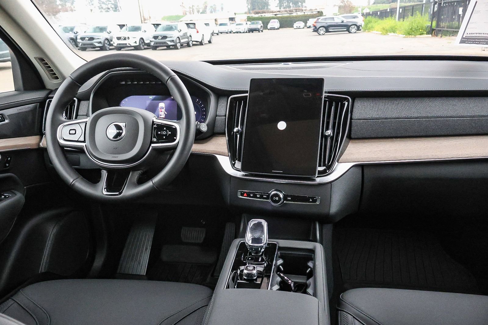 New 2026 Volvo XC90 B6 Plus w/ Protection Package AWD/4WD image 22