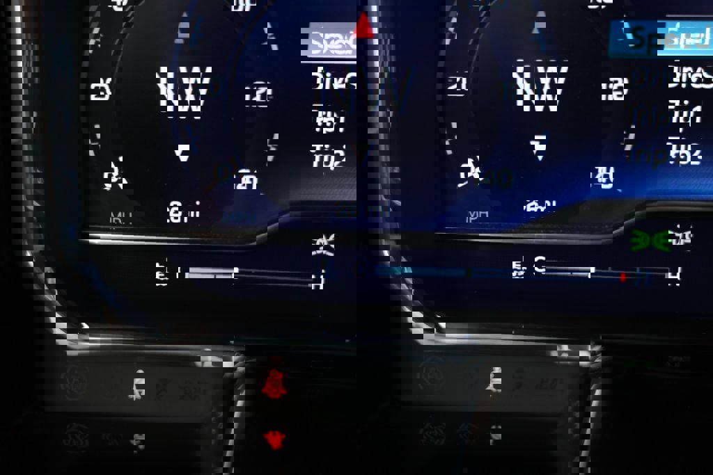 Used 2025 Chevrolet Silverado 3500 LTZ w/ LTZ Premium Package image 14