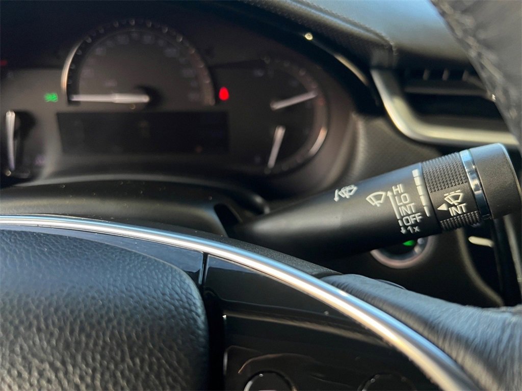 Used 2017 Cadillac XTS Luxury image 31