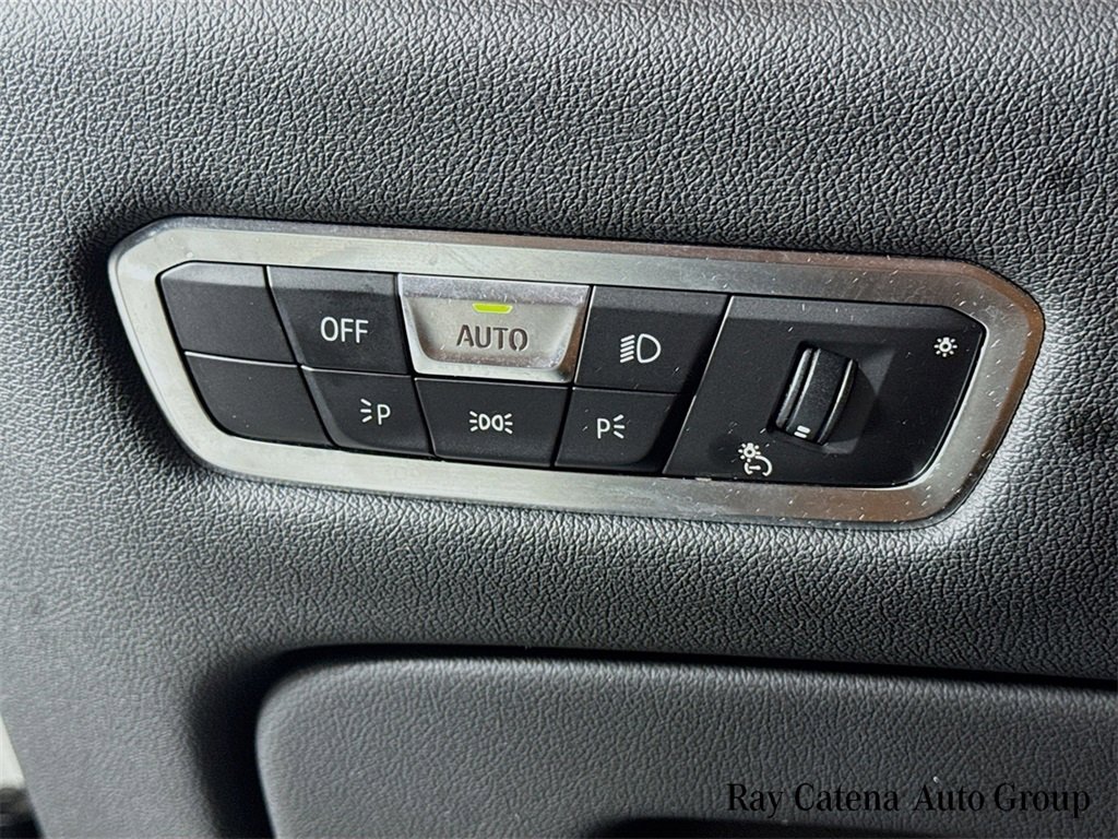 Used 2023 BMW X6 xDrive40i w/ M Sport Package image 10