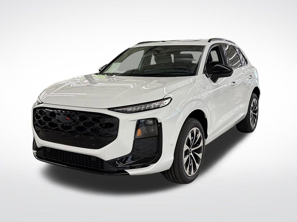 New 2026 Audi Q3 quattro 2.0T AWD/4WD image 1