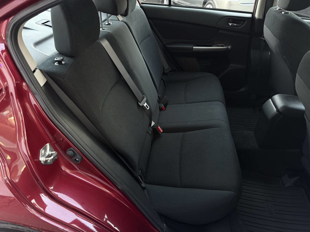 Used 2016 Subaru Impreza 2.0i Premium image 14