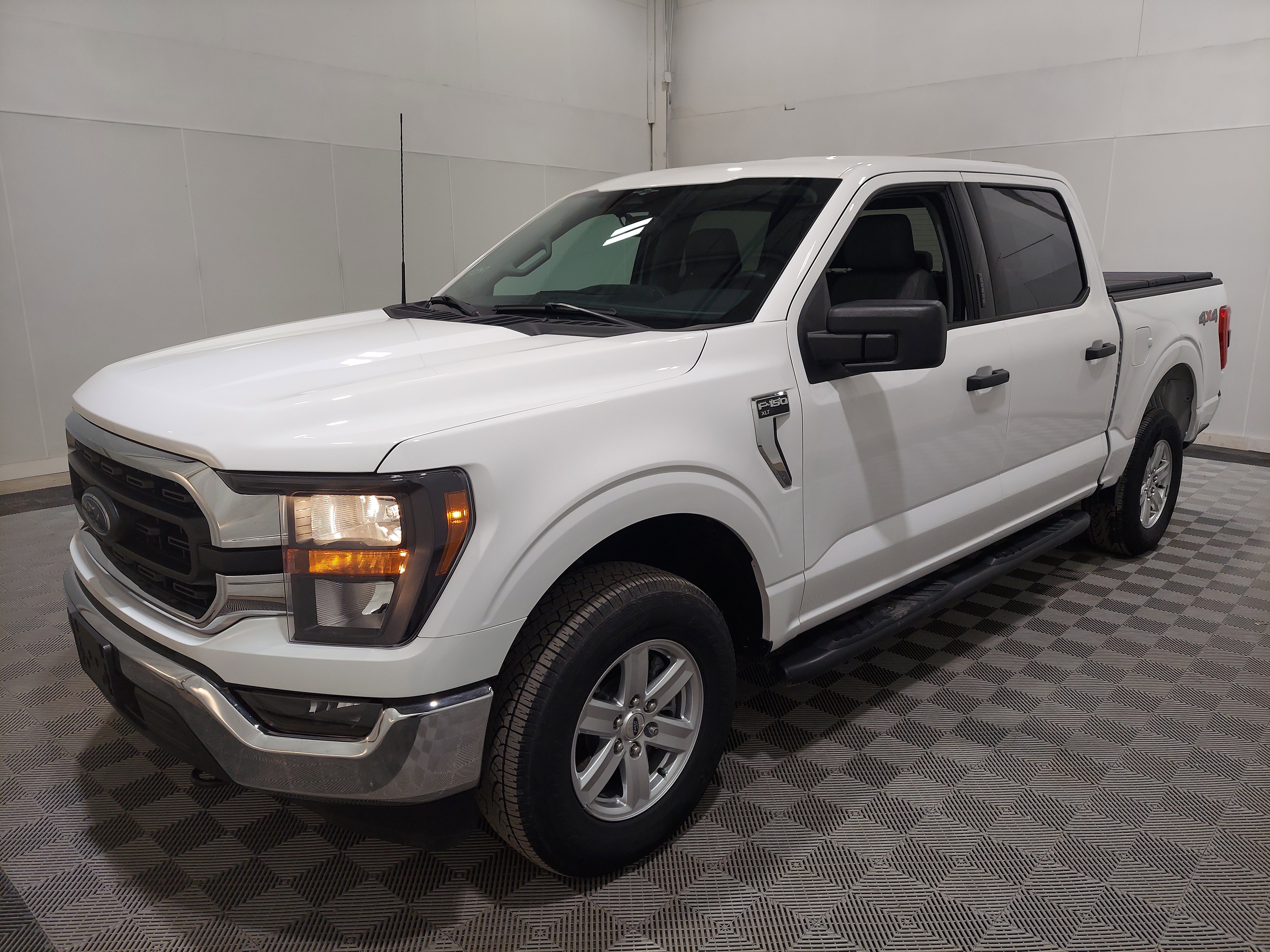 Used 2023 Ford F150 XLT w/ Equipment Group 301A Mid
