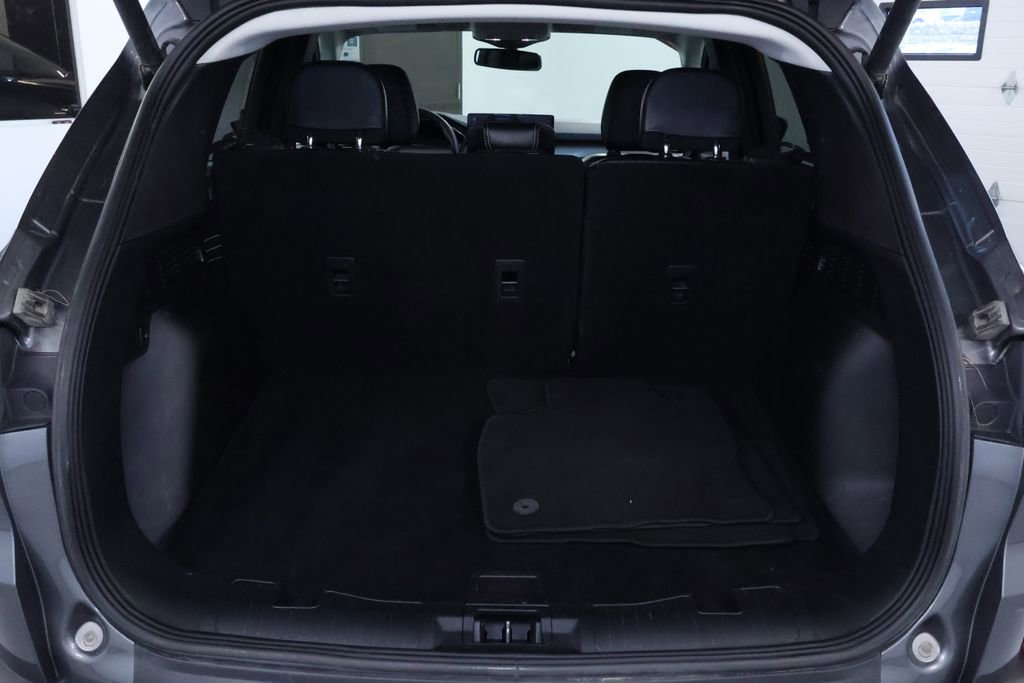 Used 2024 Ford Escape Platinum image 16