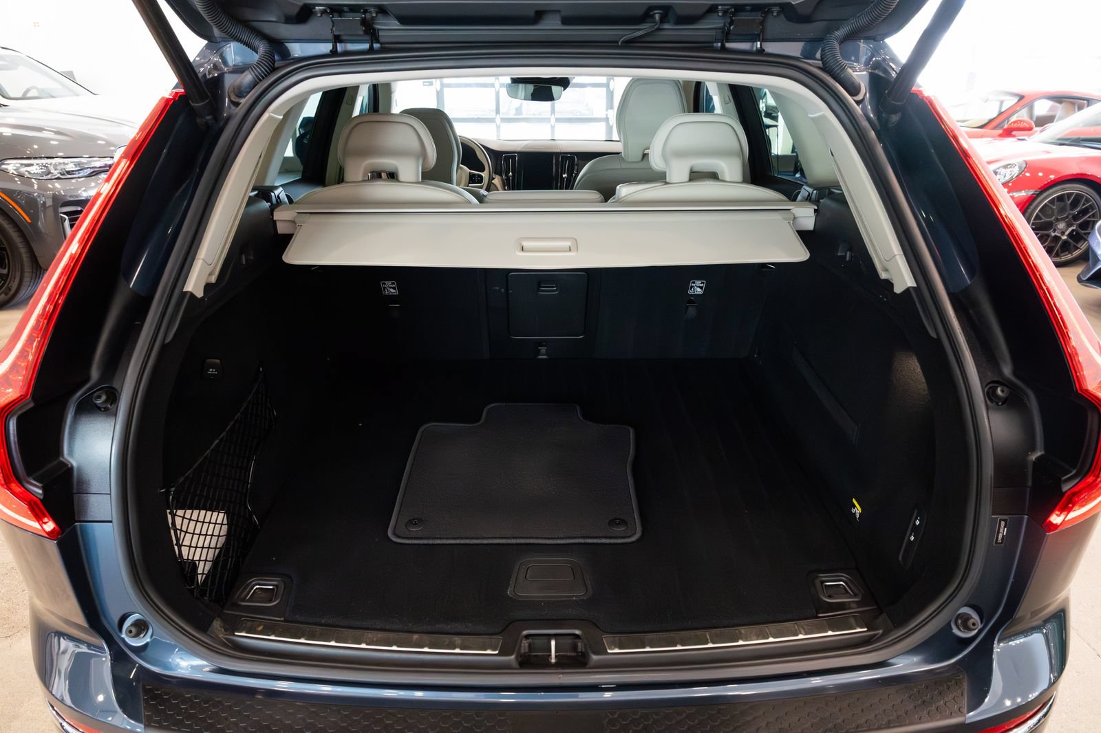 Used 2019 Volvo XC60 T5 Inscription AWD/4WD image 8