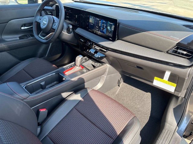 New 2027 Nissan Kicks SR FWD image 15