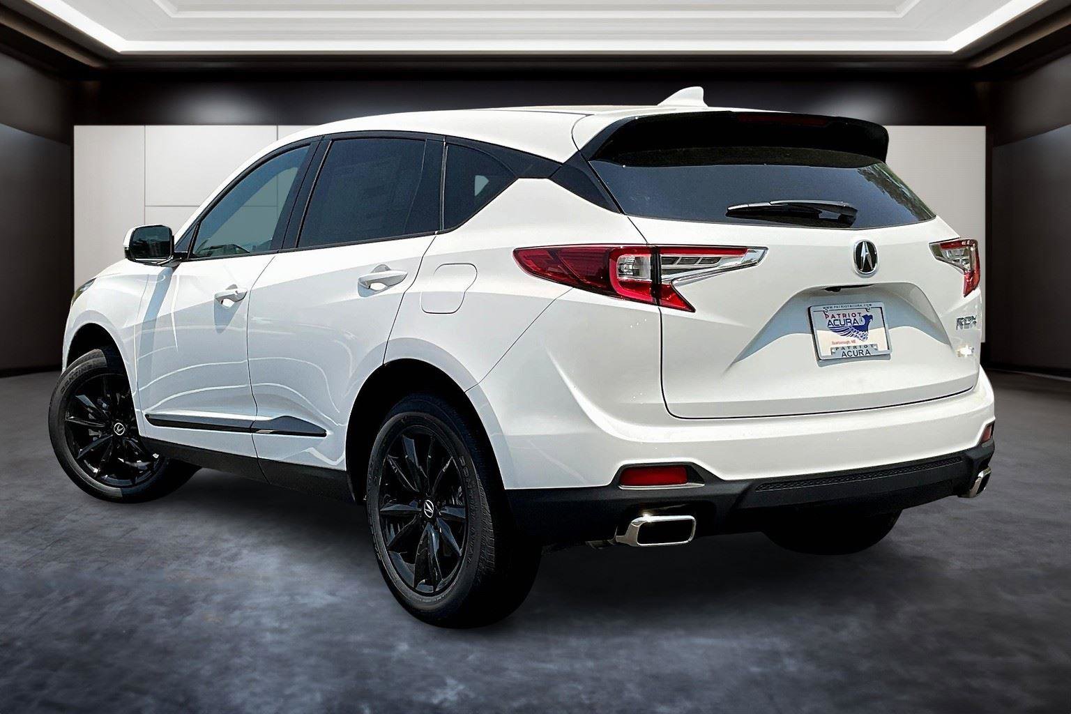 New 2025 Acura RDX SH-AWD image 3