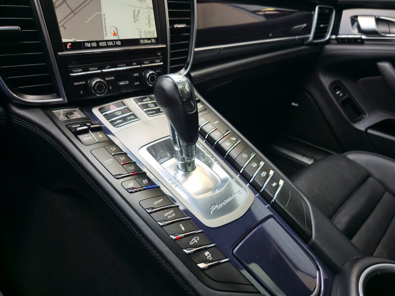 Used 2014 Porsche Panamera AWD/4WD image 20