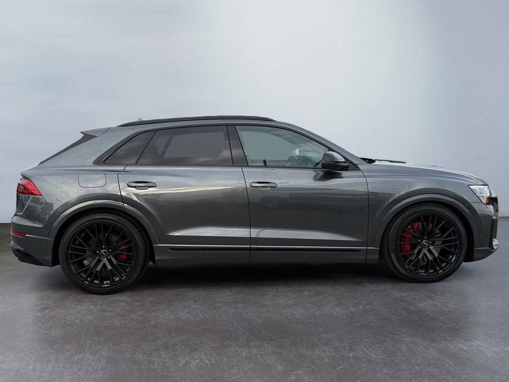 Used 2024 Audi SQ8 Premium Plus image 2