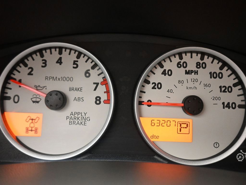 Used 2021 Nissan Frontier PRO-4X w/ Pro-4x Utility Package image 15