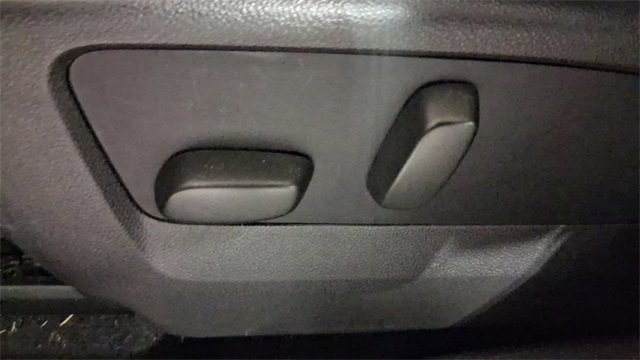 Used 2022 Buick Envision Preferred image 25